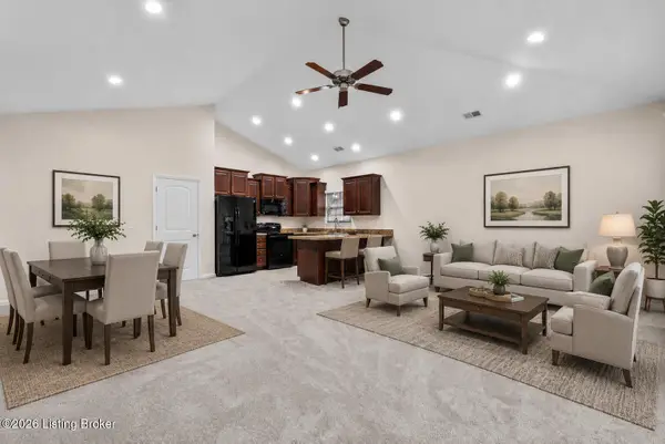 6436 Clover Trace Cir, Louisville, KY 40216