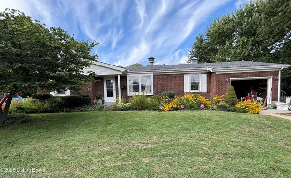 1091 Red Bird Ct, Shelbyville, KY 40065