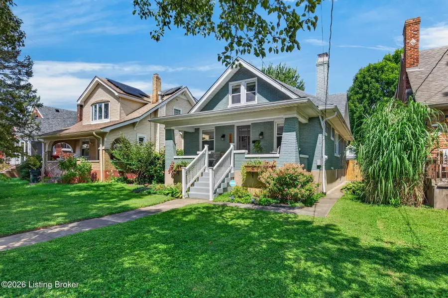 123 Oxford Pl, Louisville, KY 40207 - #3