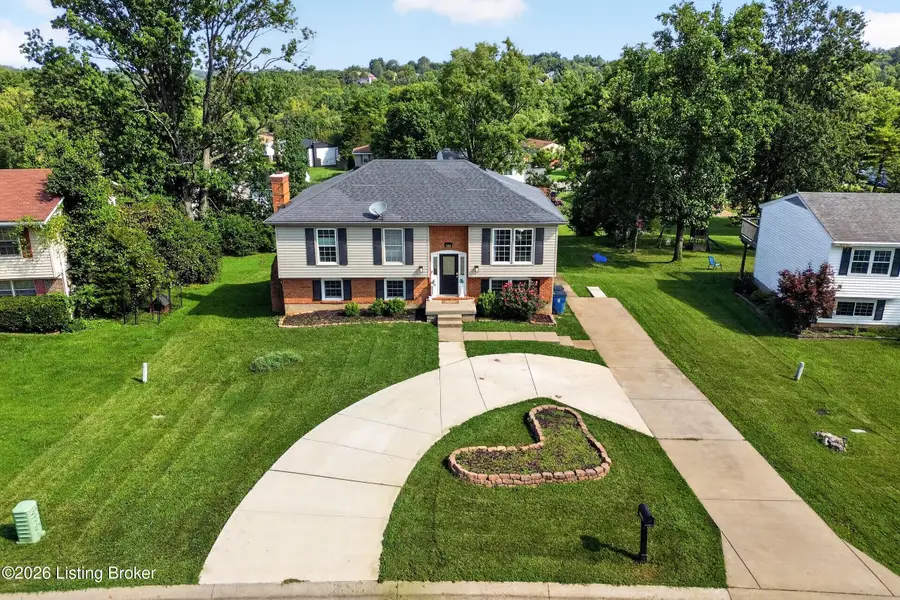 7430 E Orchard Grass Blvd, Crestwood, KY 40014 - #3