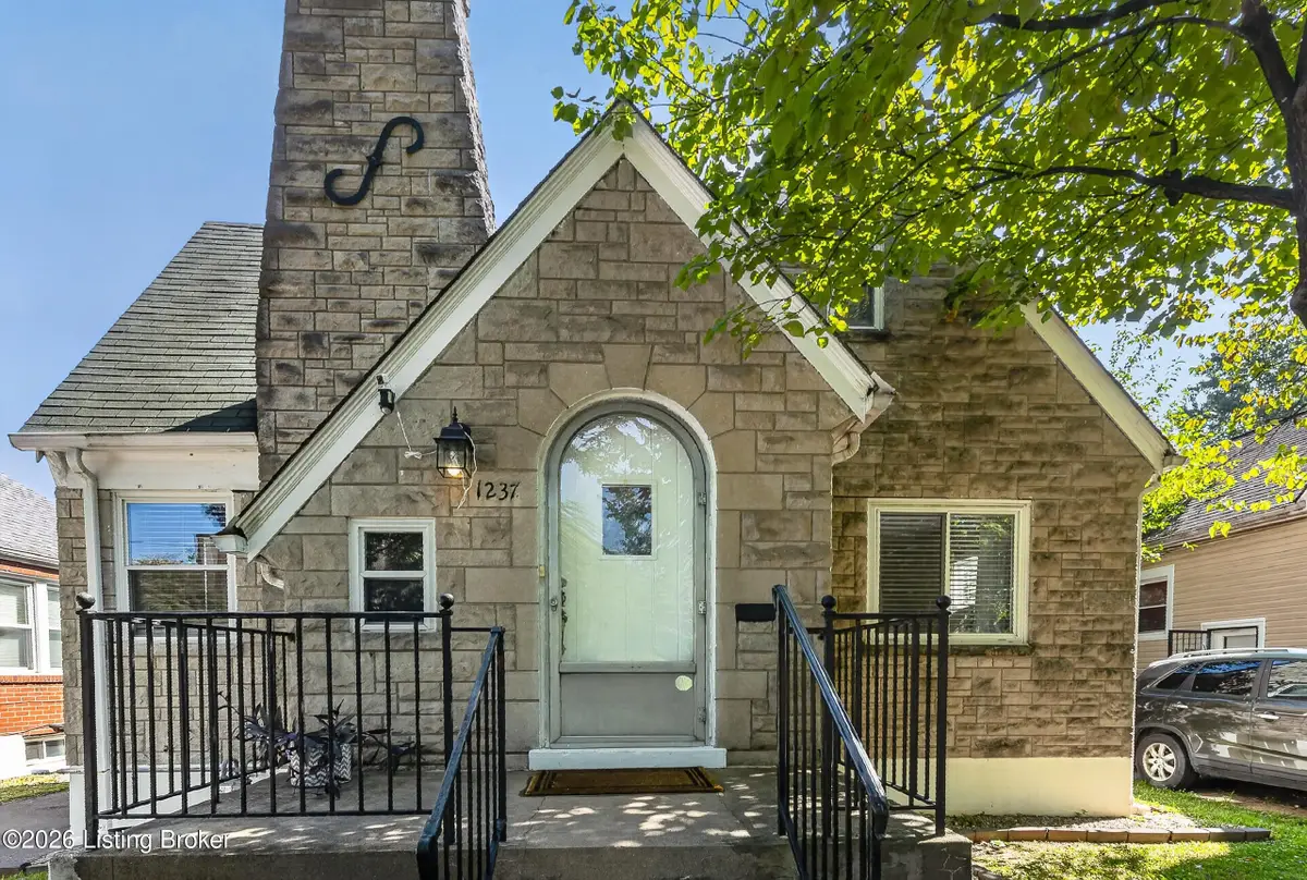 1237 Larchmont Ave, Louisville, KY 40215 - #1