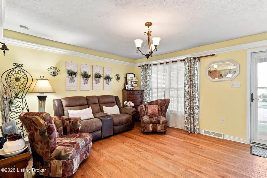 3002 Brian Dr, Jeffersonville, IN 47130 - #3