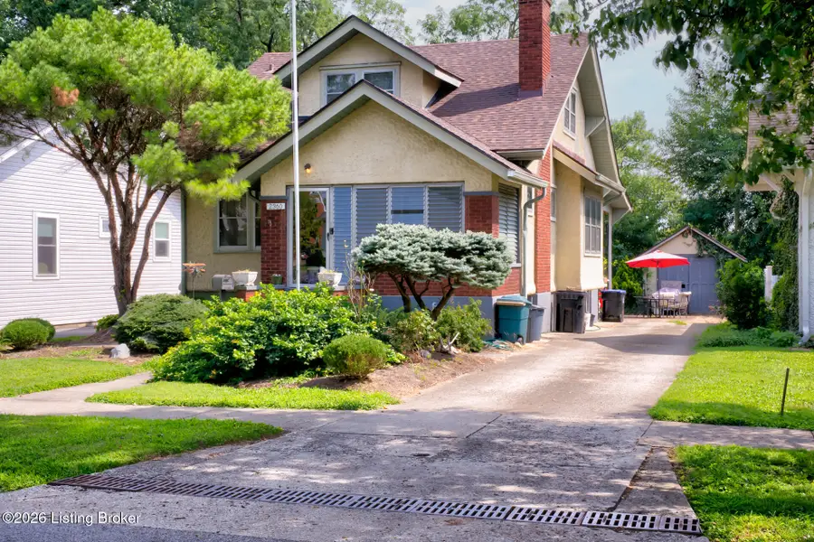 2360 Hawthorne Ave, Louisville, KY 40205 - #2