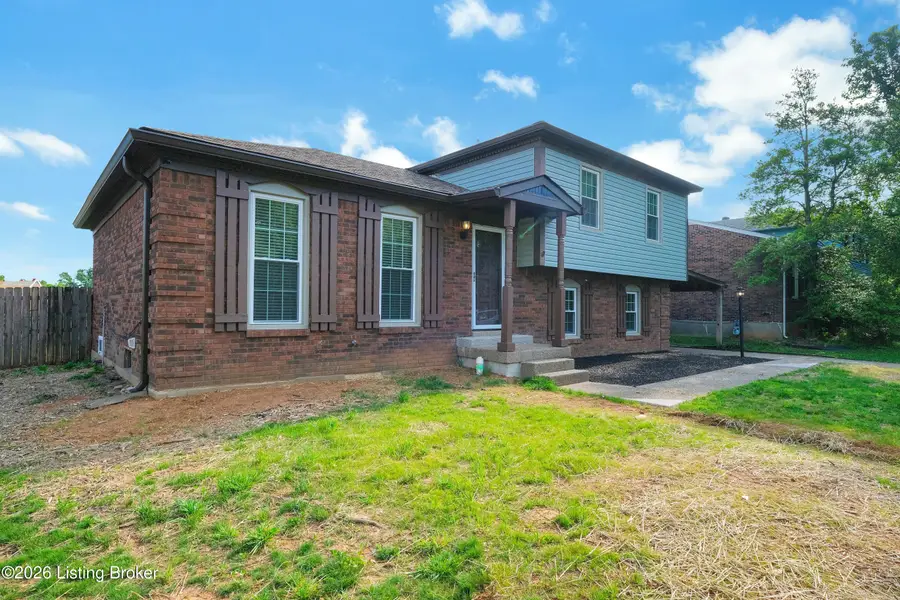 8605 Amerivan Dr, Jeffersontown, KY 40299 - #2