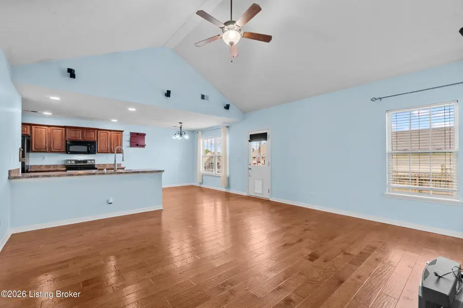 142 Hill Terrace Dr, Mount Washington, KY 40047 - #2