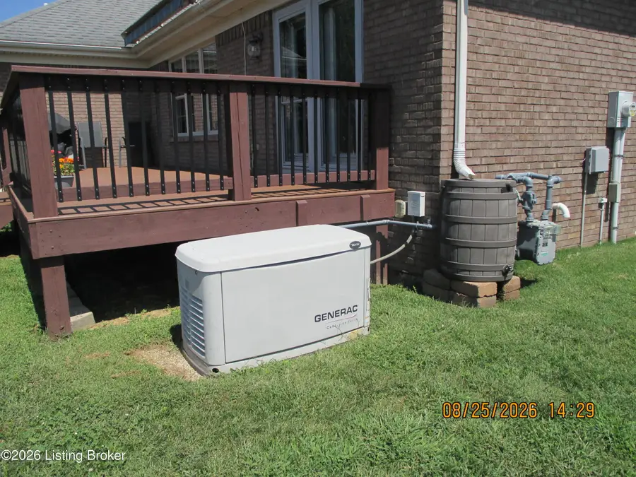 168 Maplewood Dr, Shepherdsville, KY 40165 - #3