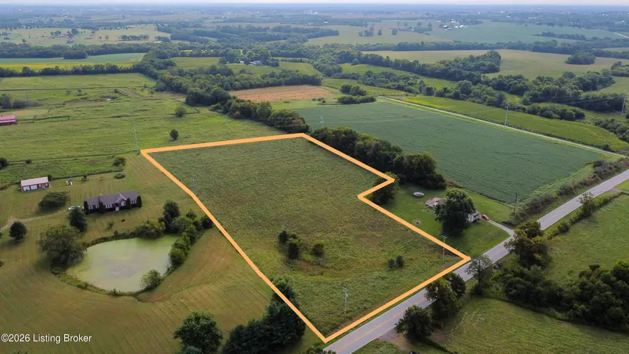 3668 Castle Hwy, Pleasureville, KY 40057 - #3