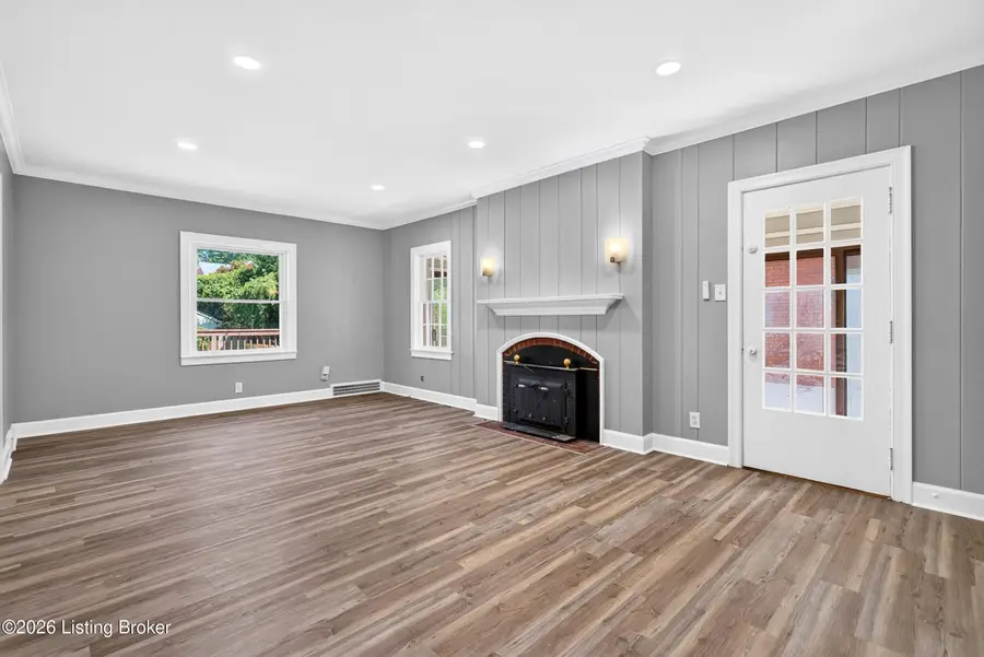507 Breckenridge Ln, Louisville, KY 40207 - #3