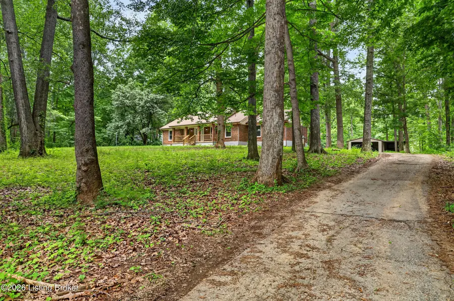 251 Colyer Ln, Shepherdsville, KY 40165 - #3
