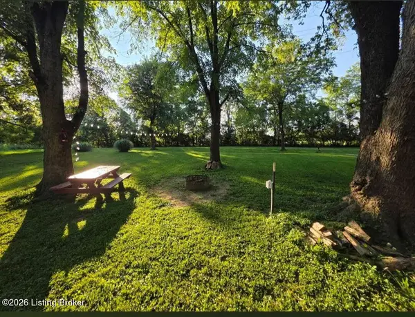 15 Riverport Rd, Shepherdsville, KY 40165