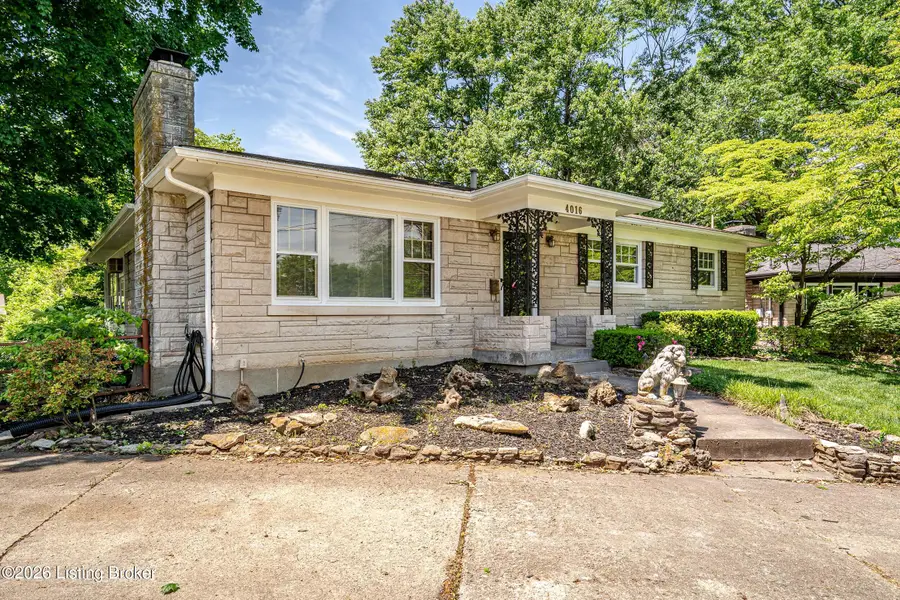 4016 White Plains Ct, Louisville, KY 40218 - #3