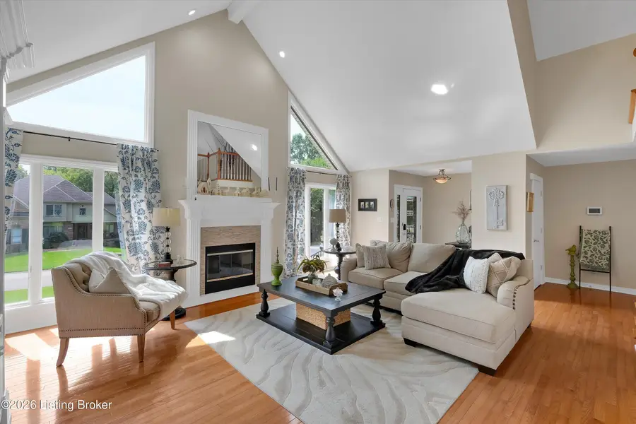 106 Cherry Hills Ln, Louisville, KY 40245 - #3