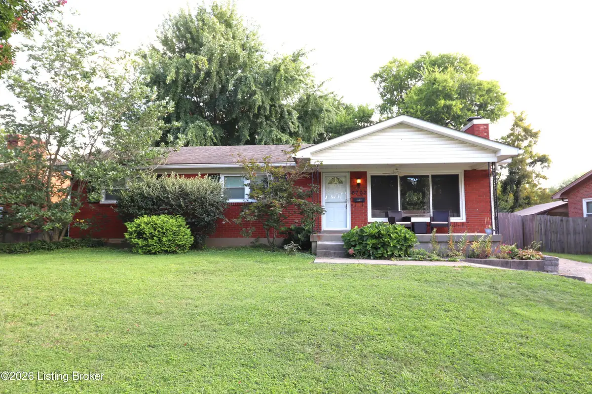 6702 Moorhaven Dr, Louisville, KY 40228 - #1