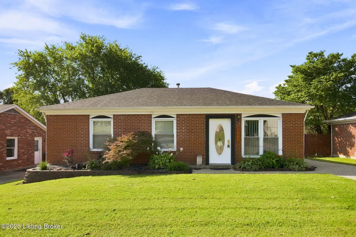 8901 Lantana Dr, Louisville, KY 40229 - #1