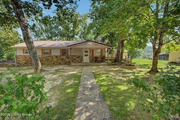 231 Walnut Dr, Mammoth Cave, KY 42259