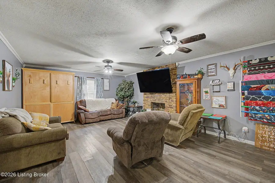 231 Walnut Dr, Mammoth Cave, KY 42259 - #3