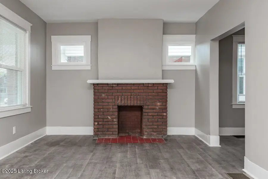 110 S 37th St, Louisville, KY 40212 - #3