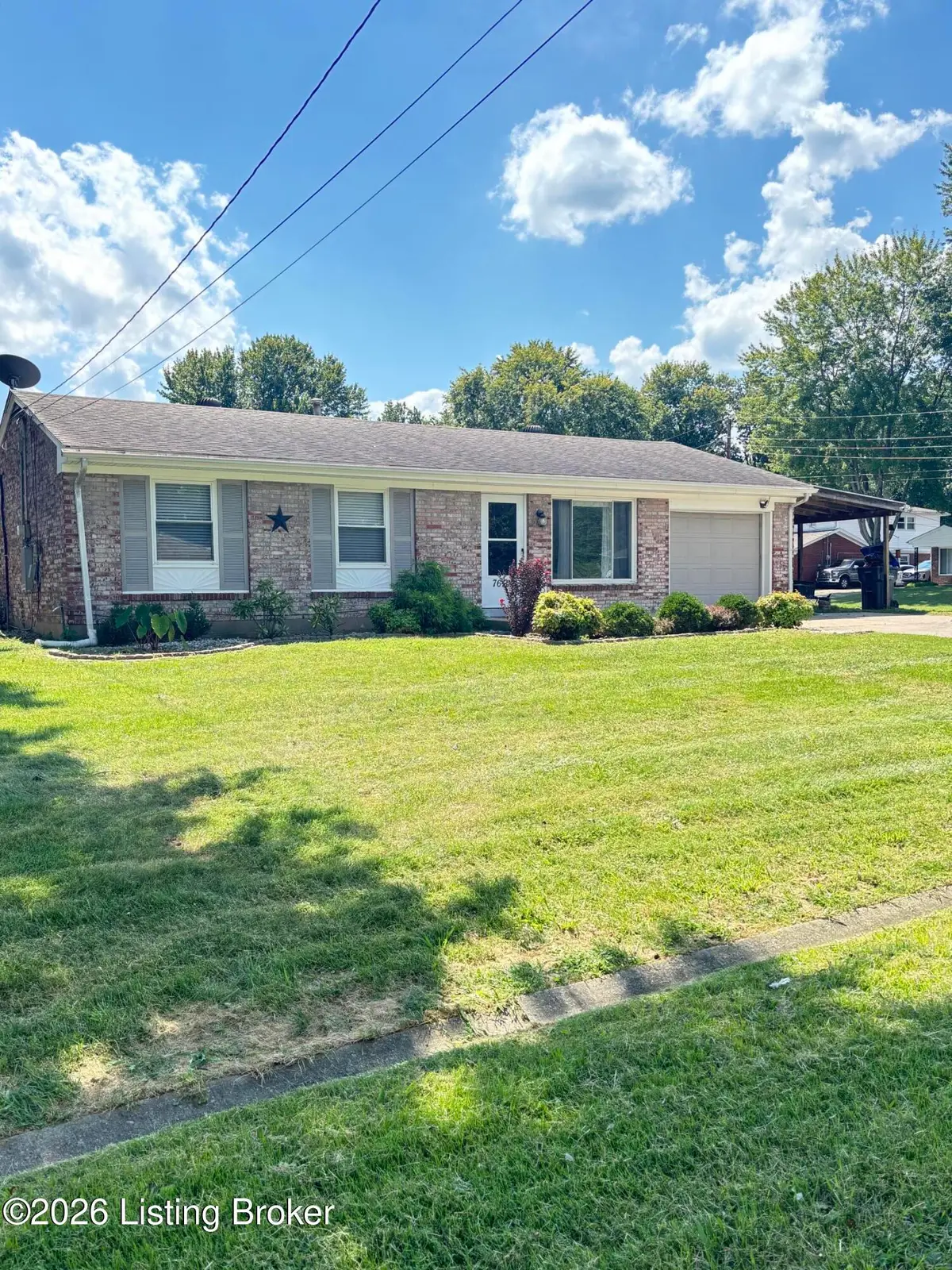 7610 Marie Anna Dr, Louisville, KY 40258 - #1