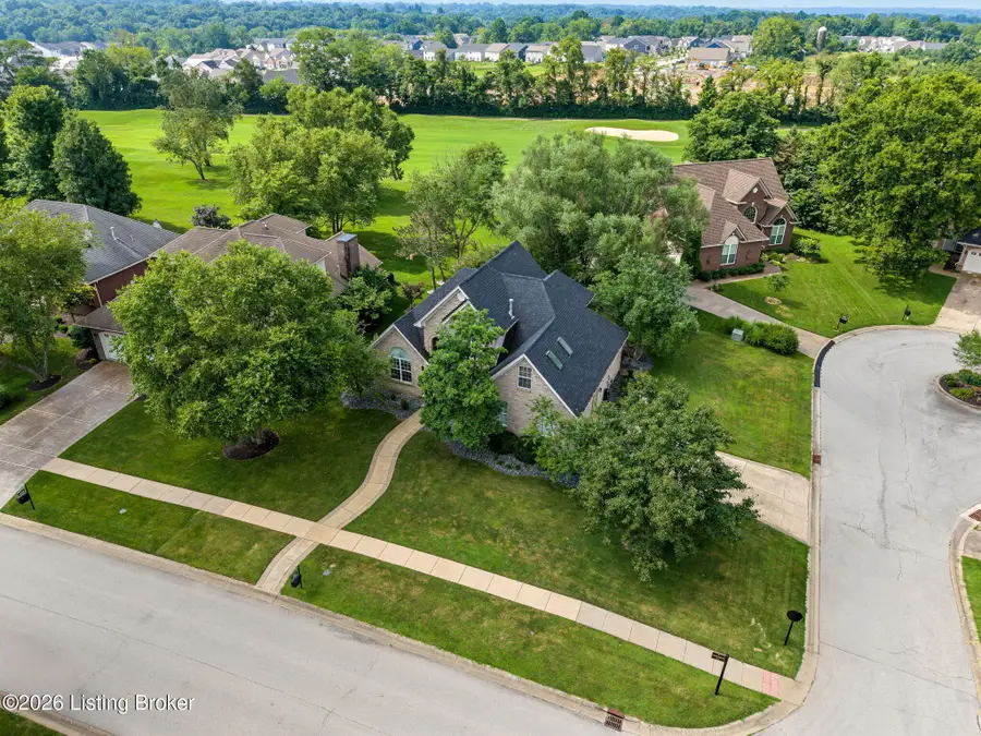 1201 Crosstimbers Dr, Louisville, KY 40245 - #2
