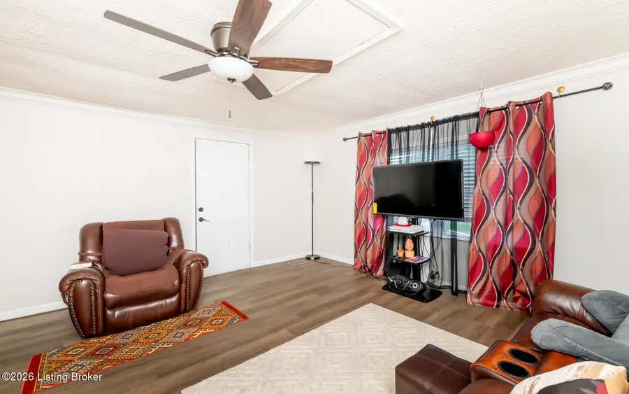 339 N 28th St, Louisville, KY 40212 - #3