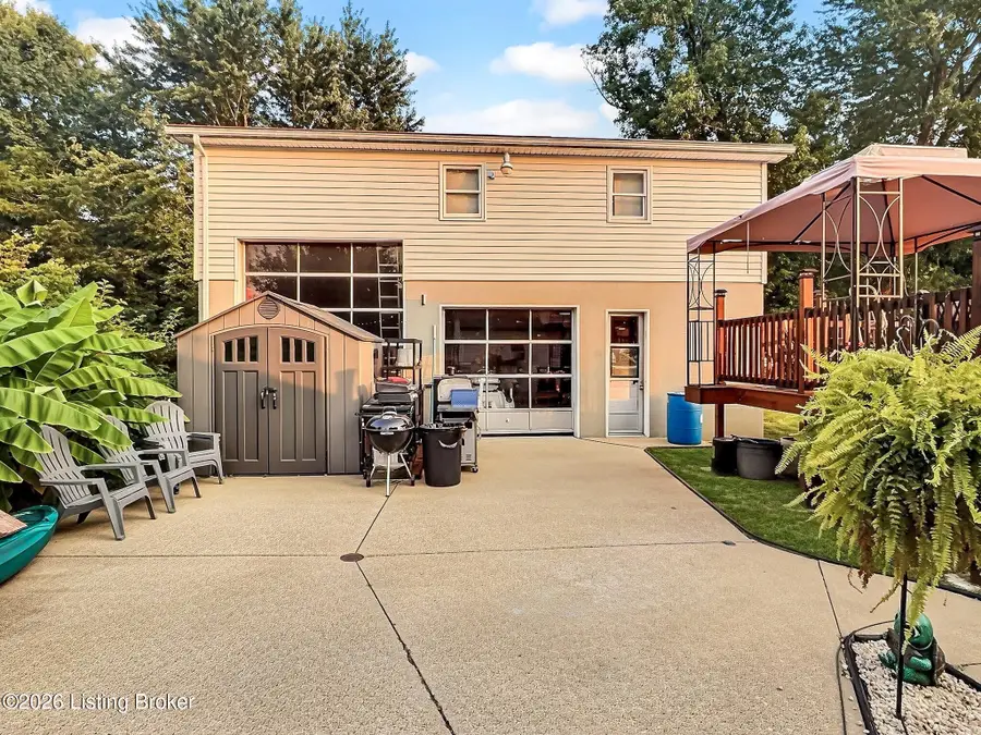 1102 Lone Oak Ave, Louisville, KY 40219 - #2