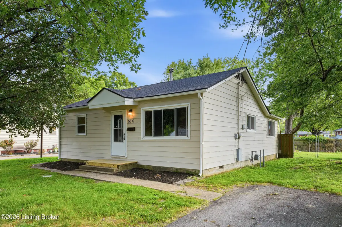 5010 Belmont Ave, Louisville, KY 40258 - #1