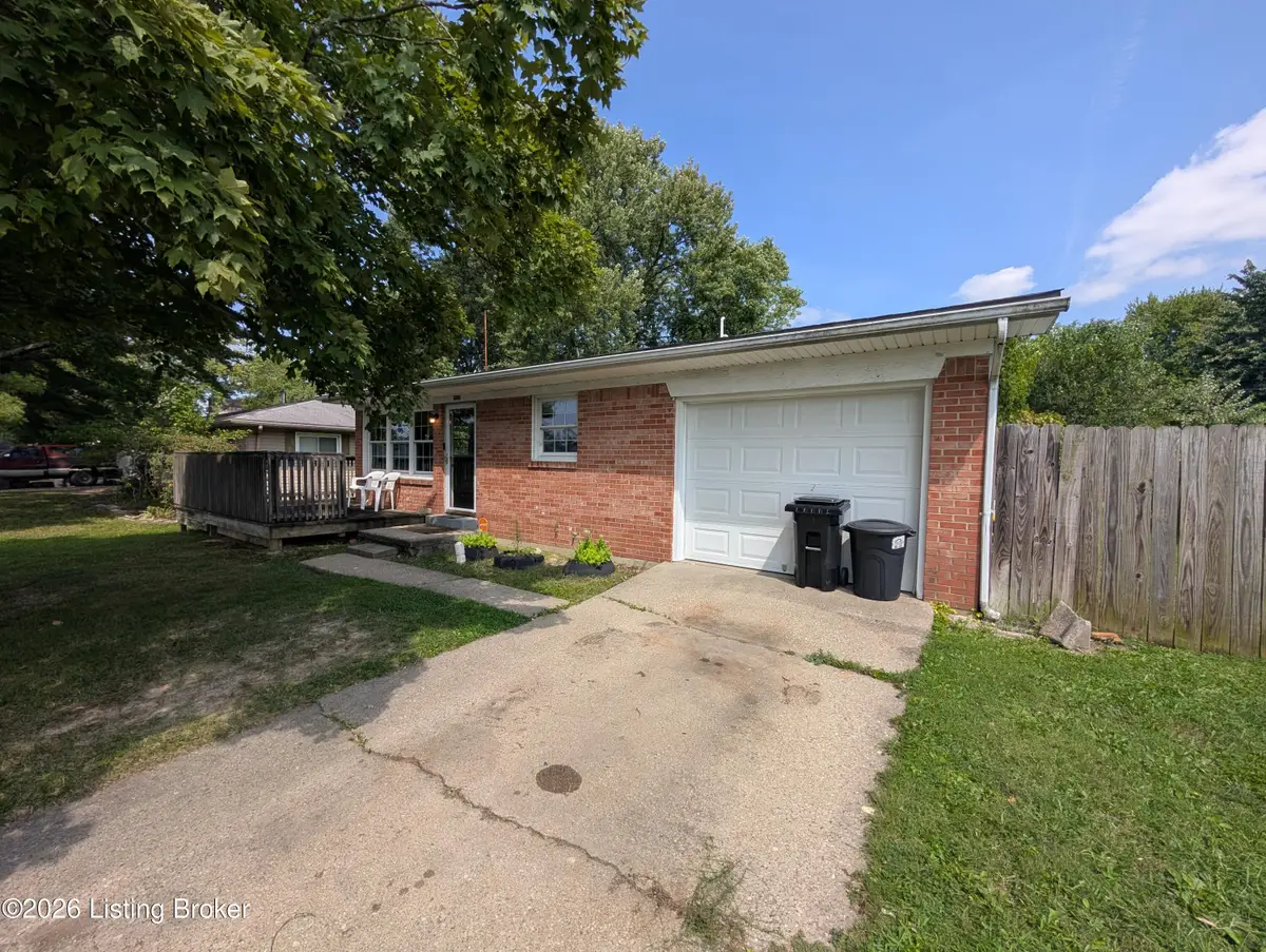 1924 Locust St, Madison, IN 47250 - #1