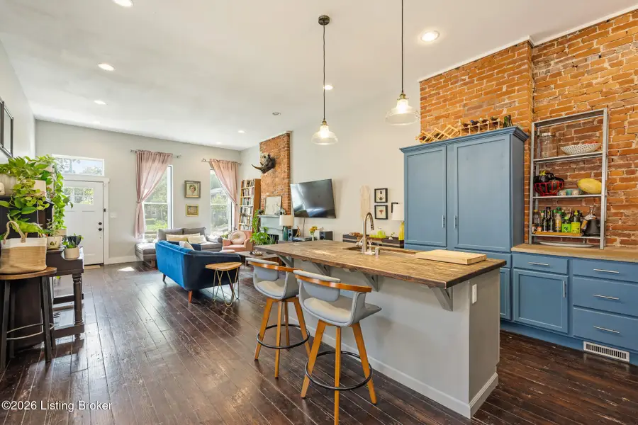 729 E Breckinridge St, Louisville, KY 40203 - #3