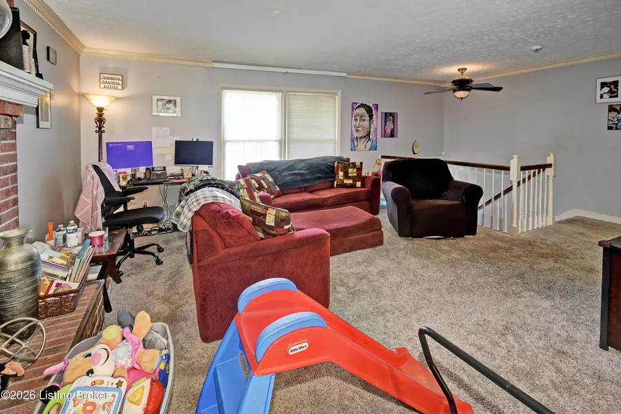 5702 Deep Forest Ct, Louisville, KY 40214 - #3