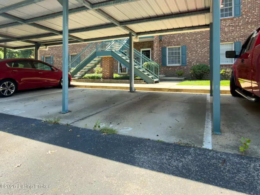 3112 Hendon Rd, Louisville, KY 40220 - #2