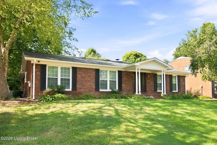 7106 Peppermill Ln, Louisville, KY 40228 - #2