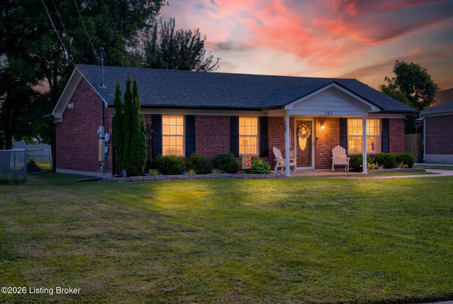 181 Bally Castle Ct, Louisville, KY 40229 - #2