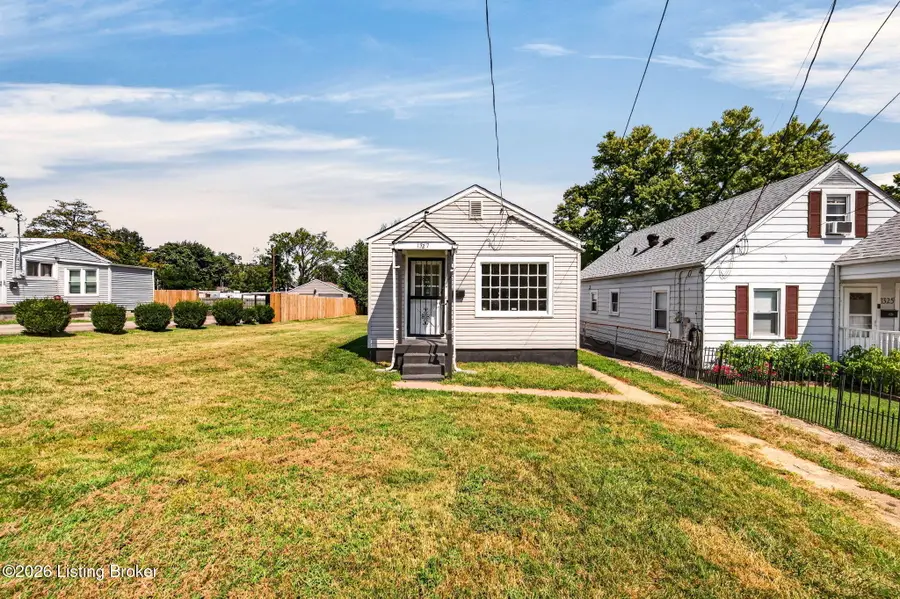 1327 Shingo Ave, Louisville, KY 40215 - #2