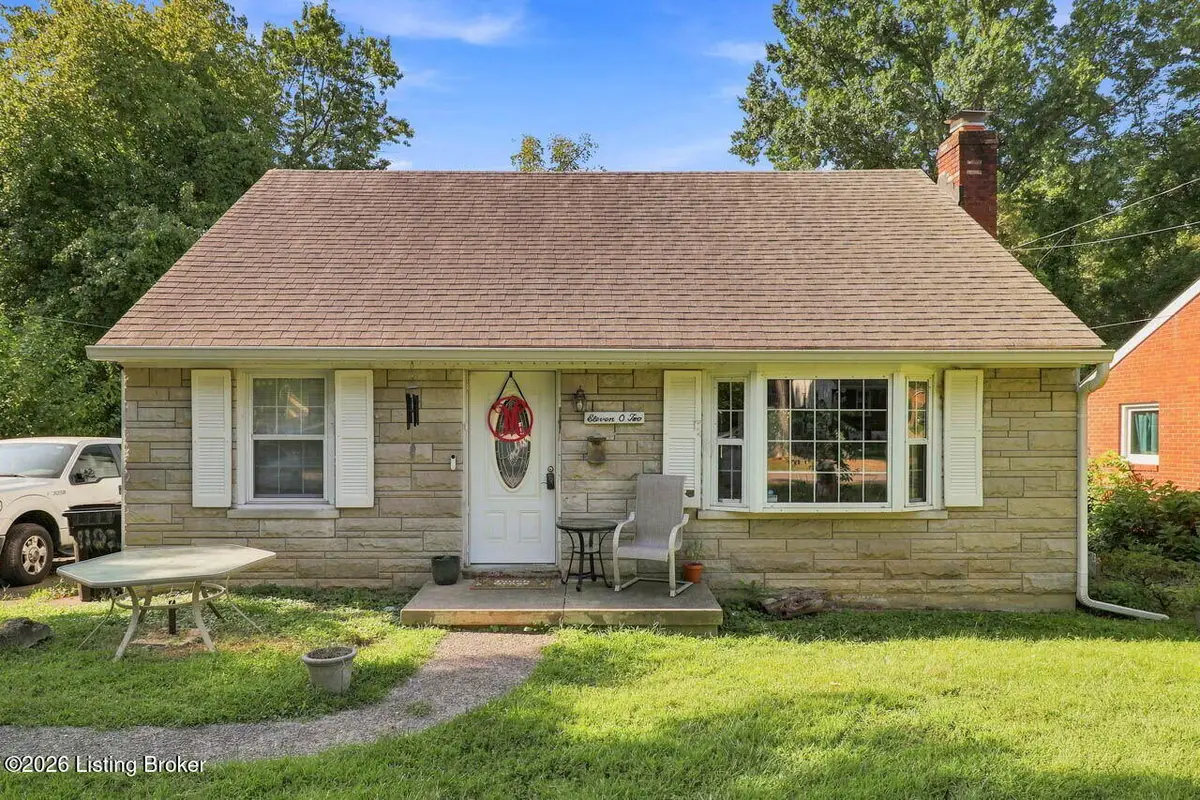 1102 Oneida Ave, Louisville, KY 40214 - #1