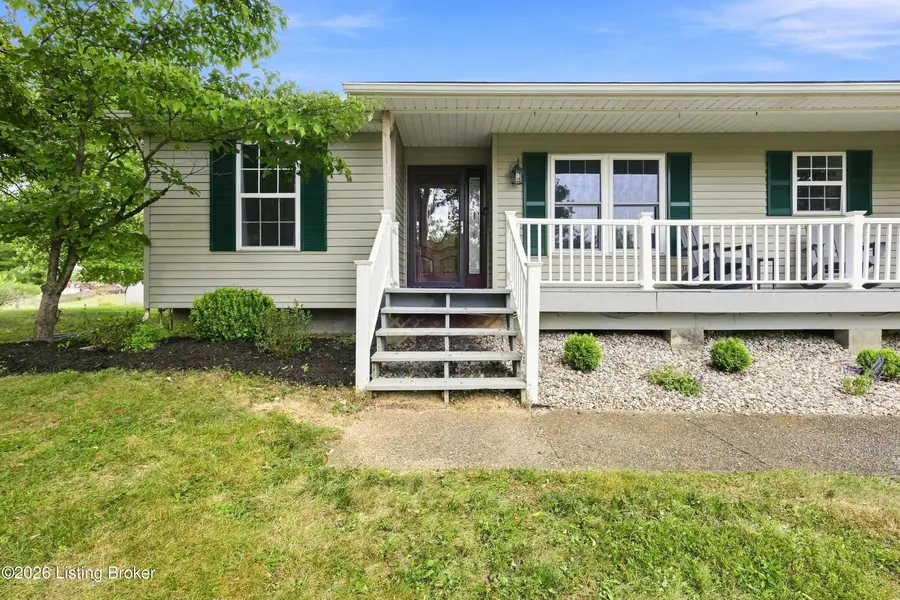 7406 Commonwealth Dr, Crestwood, KY 40014 - #2