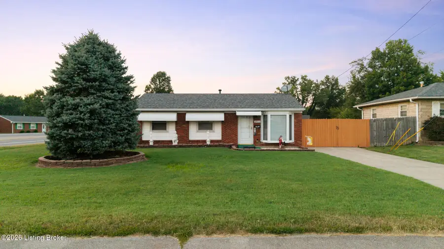 6413 Venango Dr, Louisville, KY 40258 - #2