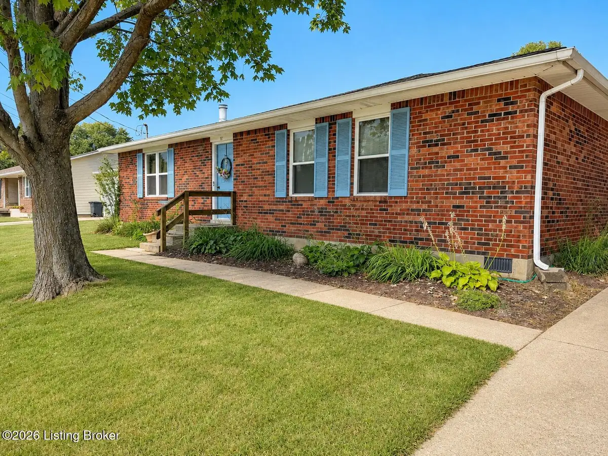102 Heather Ct, Radcliff, KY 40160 - #1
