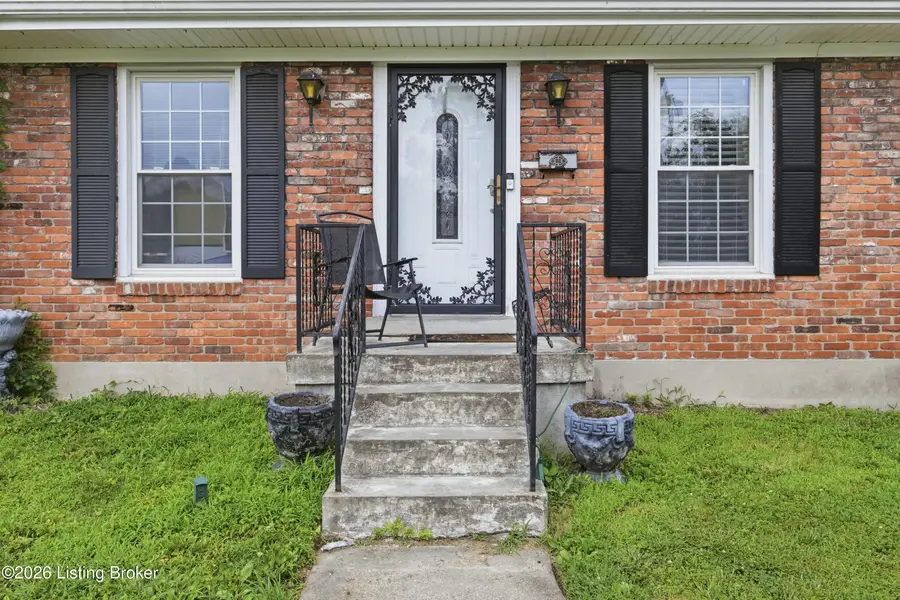 5416 Sunnybrook Dr, Louisville, KY 40214 - #3