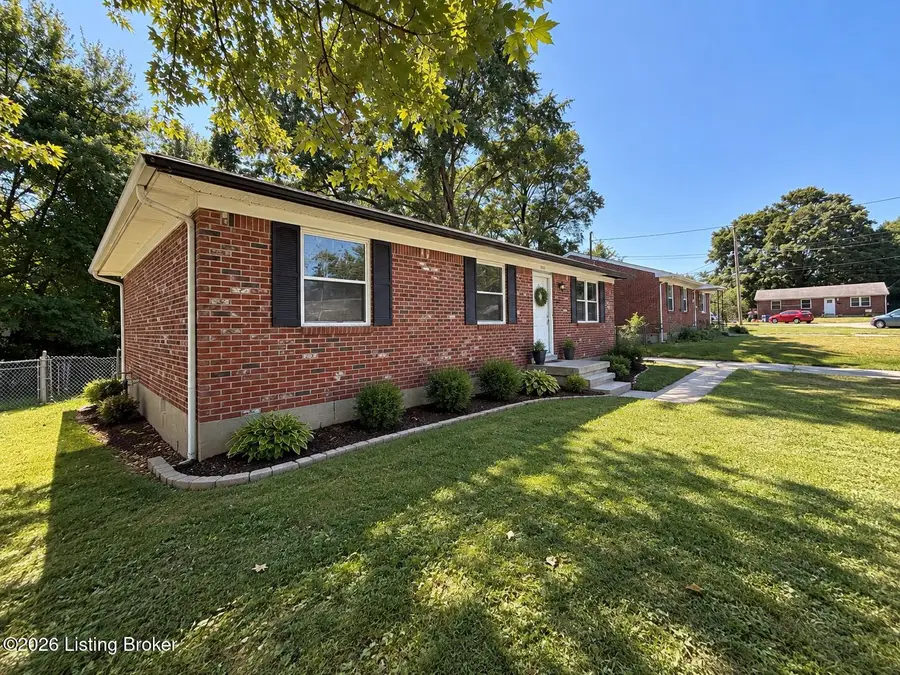 5402 Anatahan Ct, Louisville, KY 40272 - #3