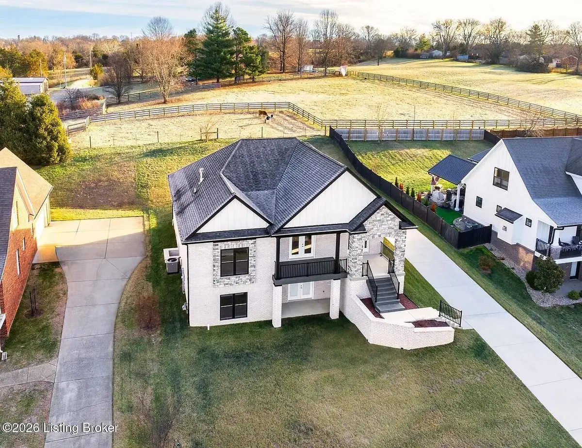 6619 Heritage Hills Dr, Crestwood, KY 40014 - #1