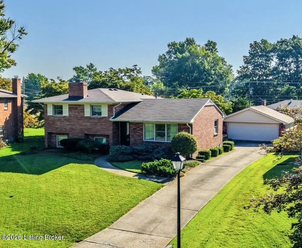 2022 Janlyn Rd, Louisville, KY 40299 - #1