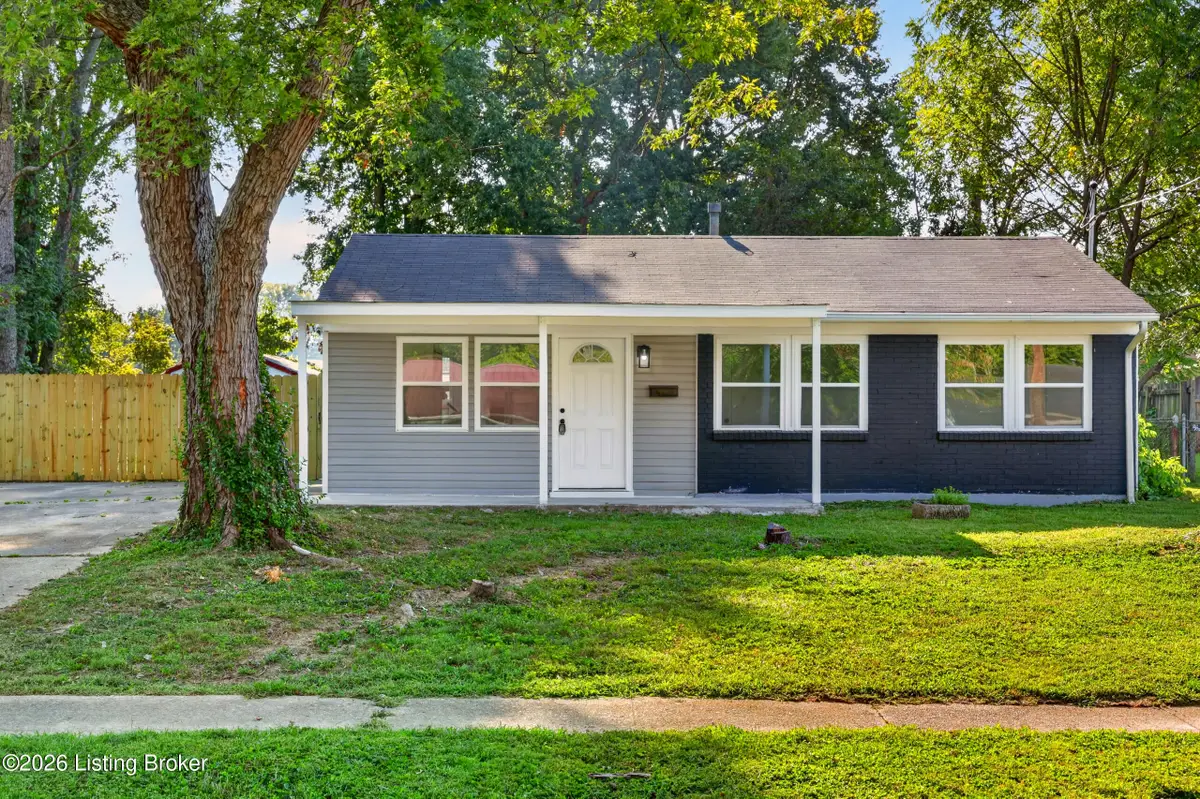 10905 Grafton Hall Rd, Louisville, KY 40272 - #1