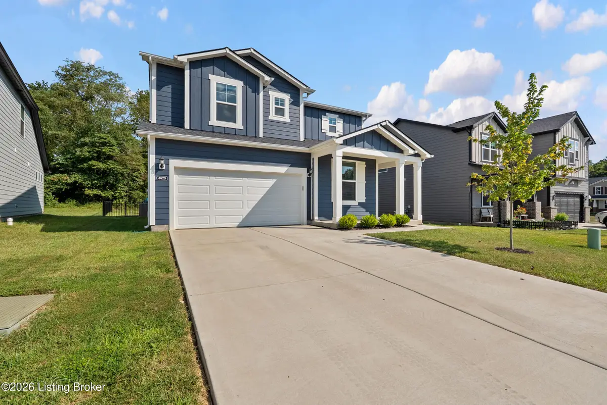 4629 Golden Eagle Dr, Louisville, KY 40245 - #1