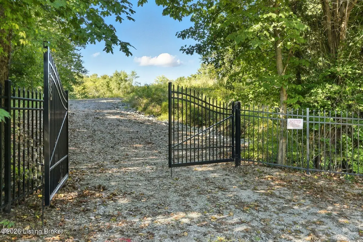 6400 Old Heady Rd, Louisville, KY 40299 - #1