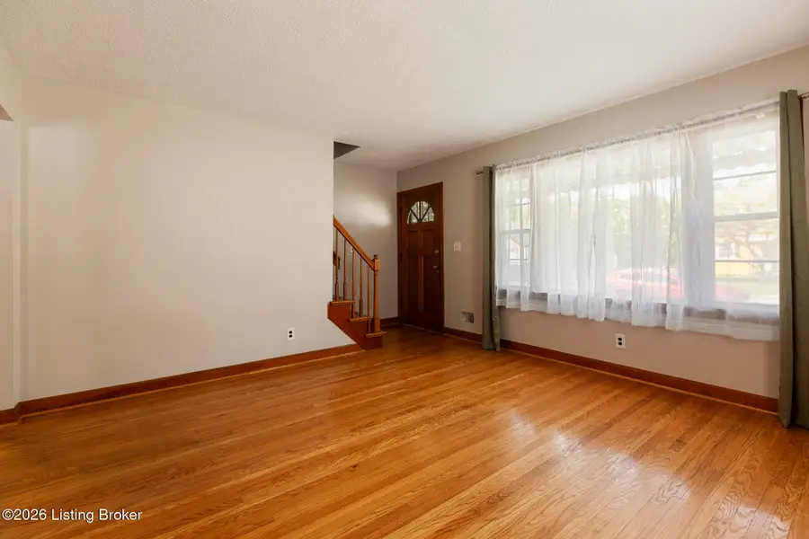 1010 W Whitney Ave, Louisville, KY 40215 - #3