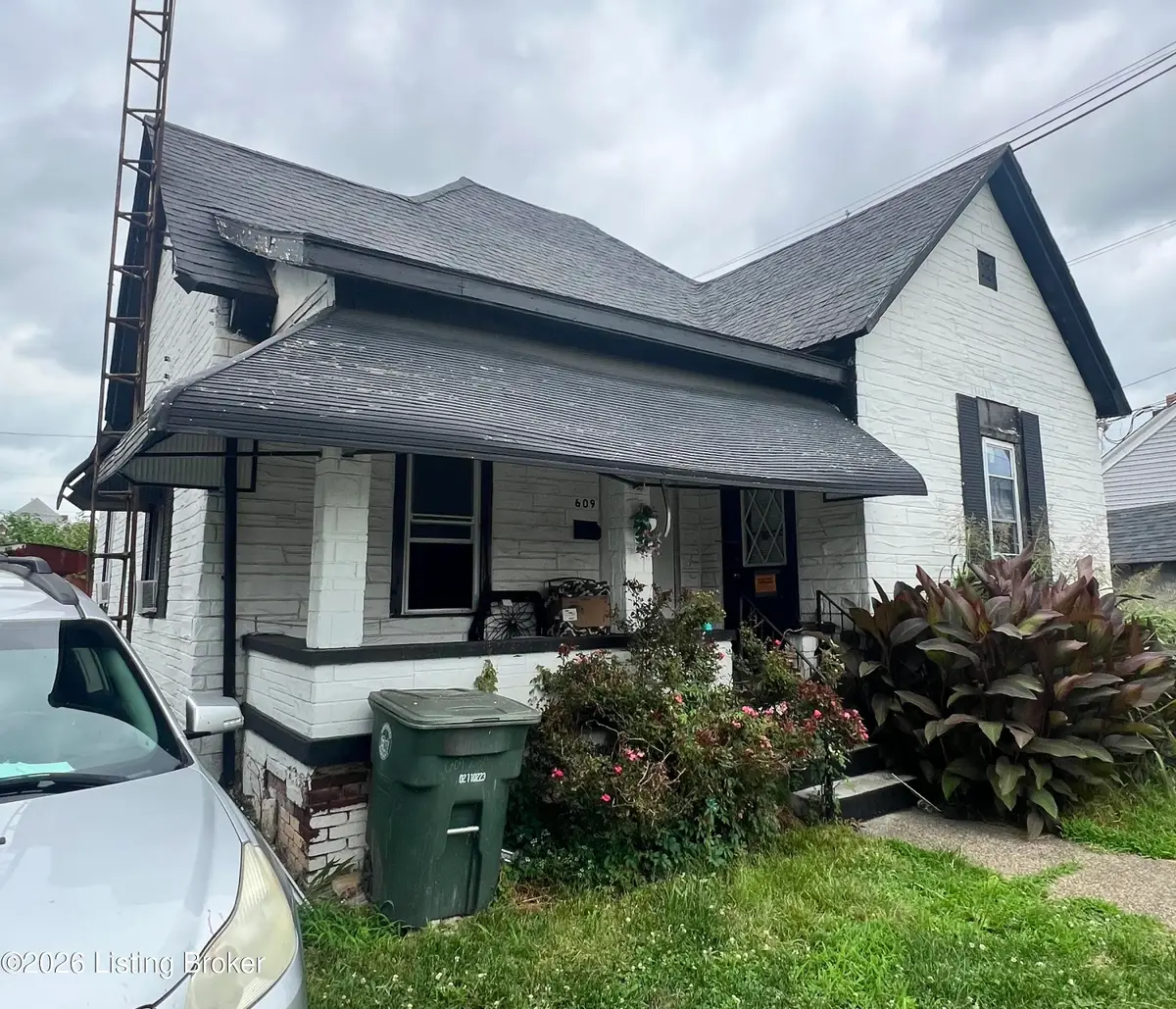 609 E 5th St, Owensboro, KY 42303 - #1
