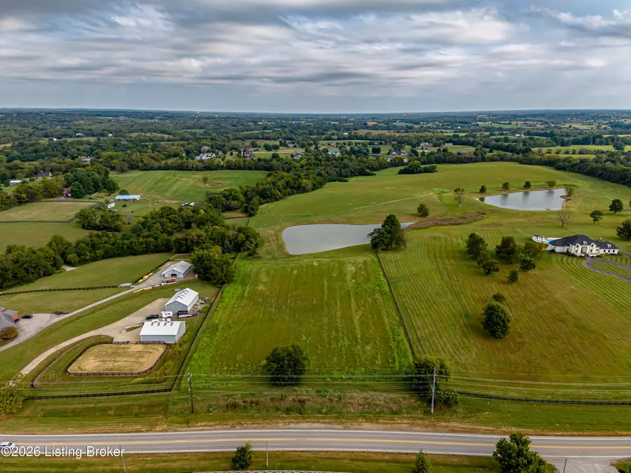 12 Shelbyville Rd, Simpsonville, KY 40067 - #2