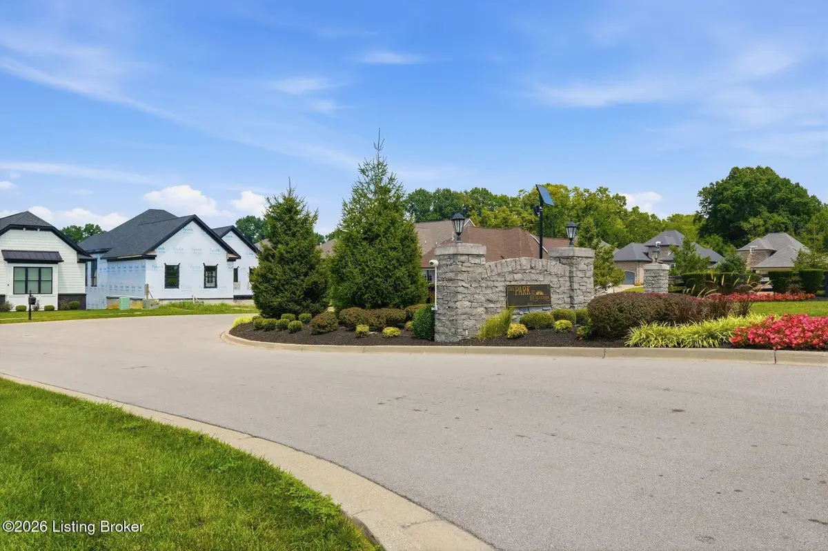 205 Locust Park Pl, Louisville, KY 40245 - #1