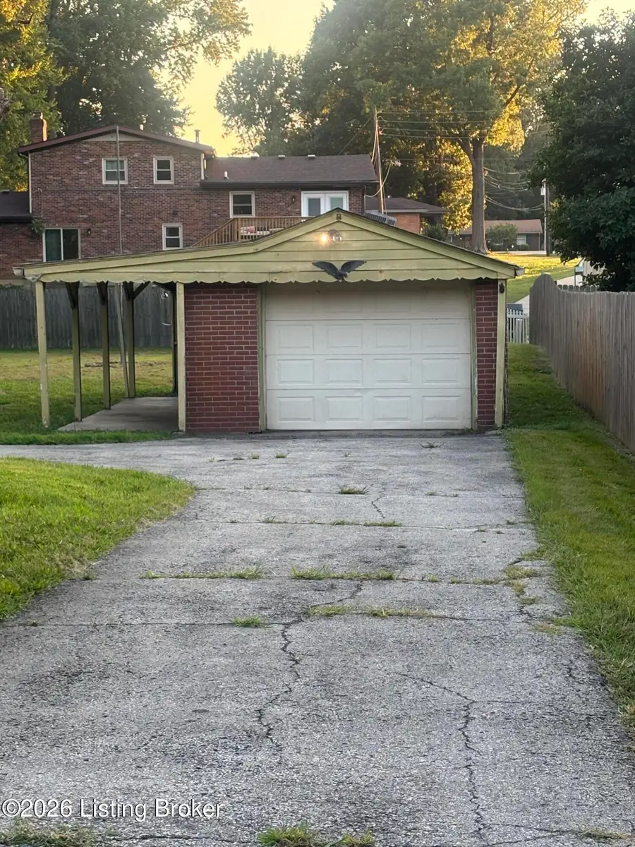4300 E Pages Ln, Louisville, KY 40272 - #2