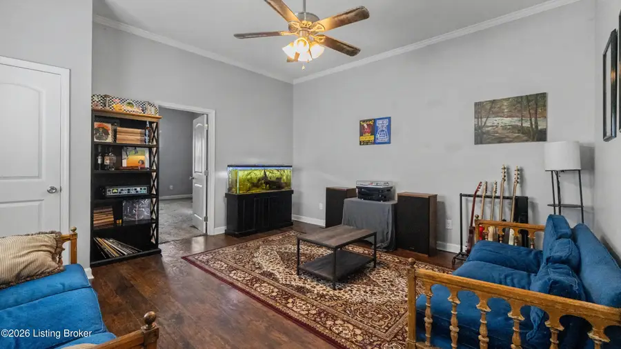 1035 E Caldwell St, Louisville, KY 40204 - #3
